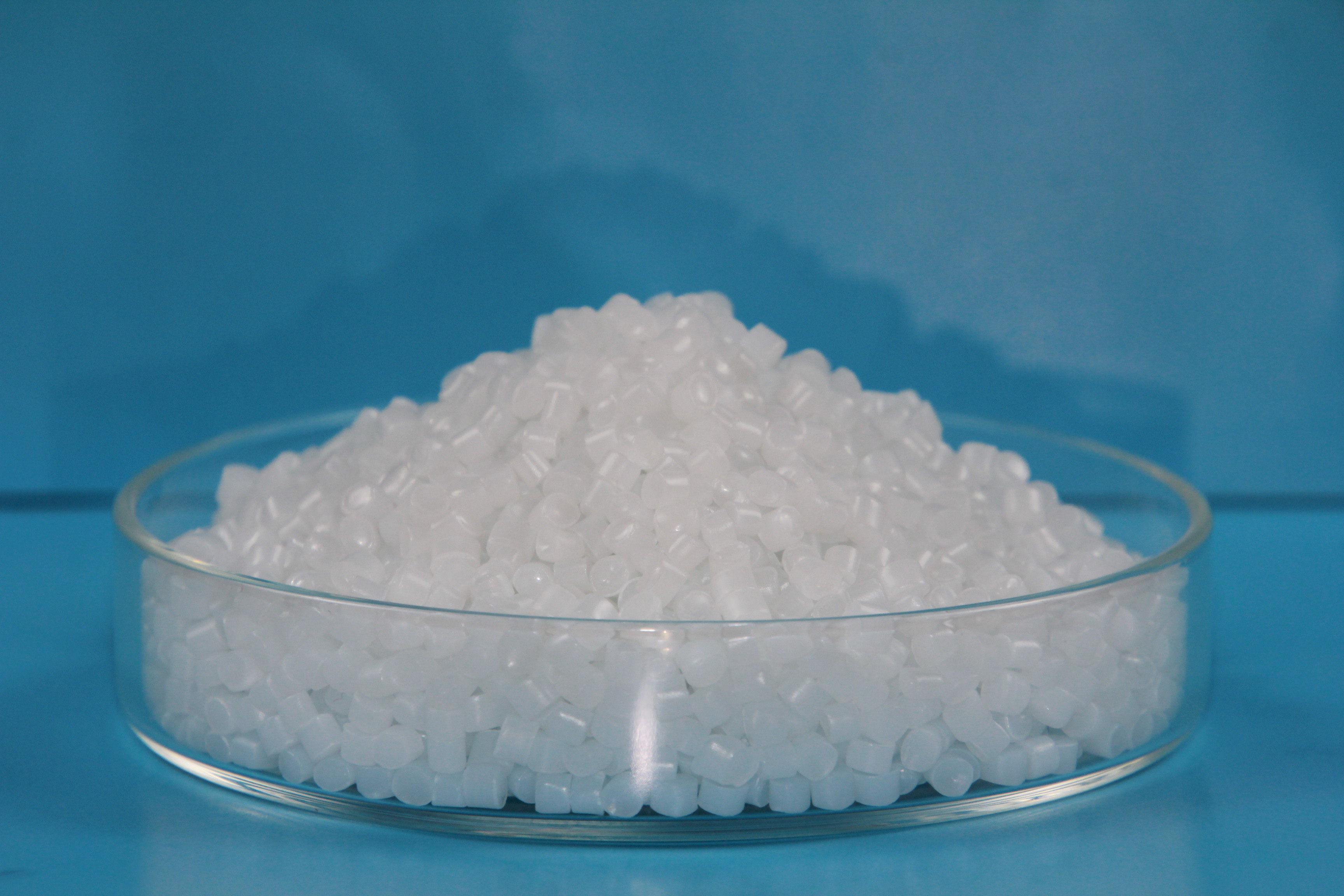 染色高光HIPS材料--中新華美改性塑料